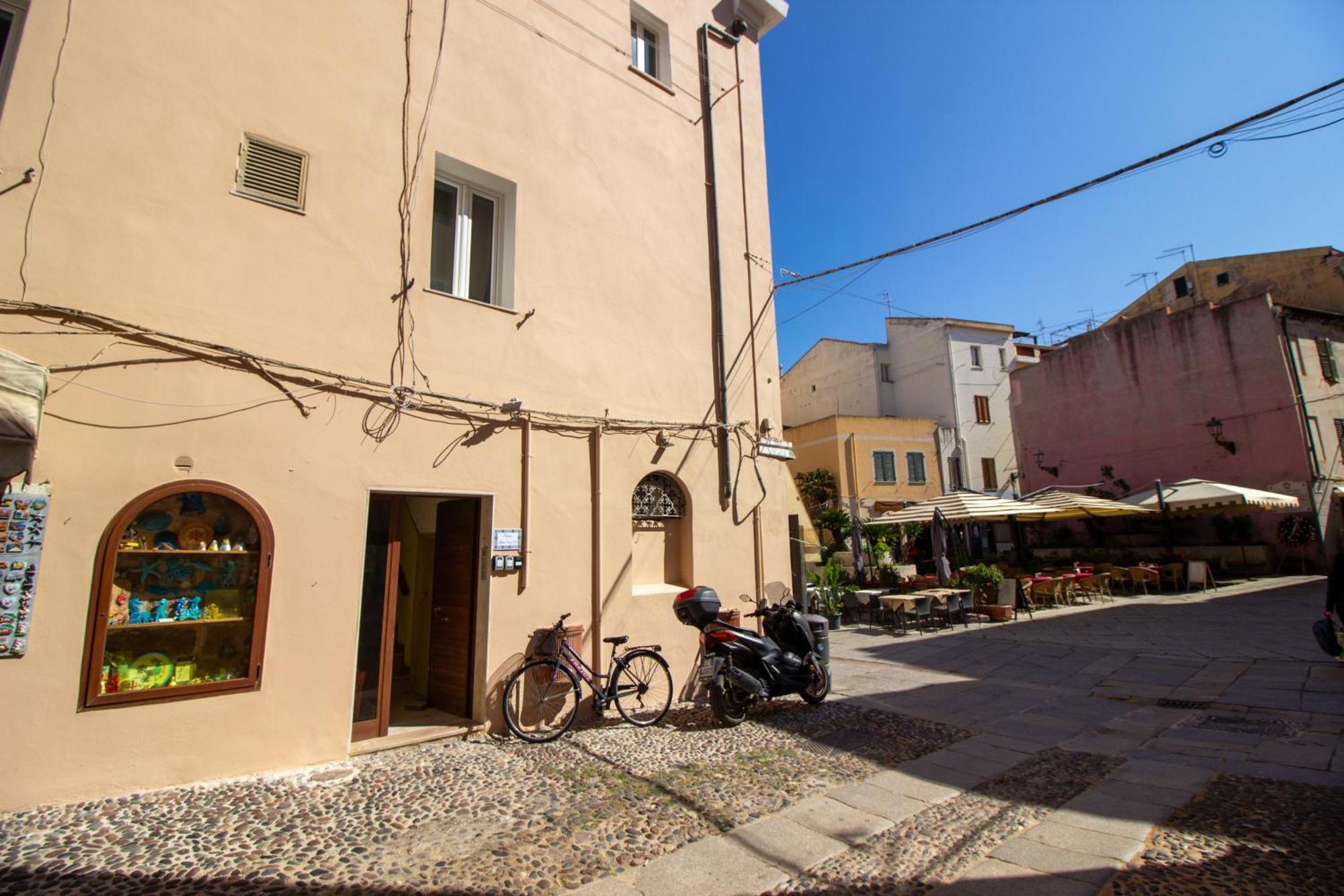 Alghero Appartamento In Centro Casa Ferret المظهر الخارجي الصورة